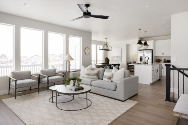 2601-03 Hidden Oaks Model Home in Herriman

Perry Homes