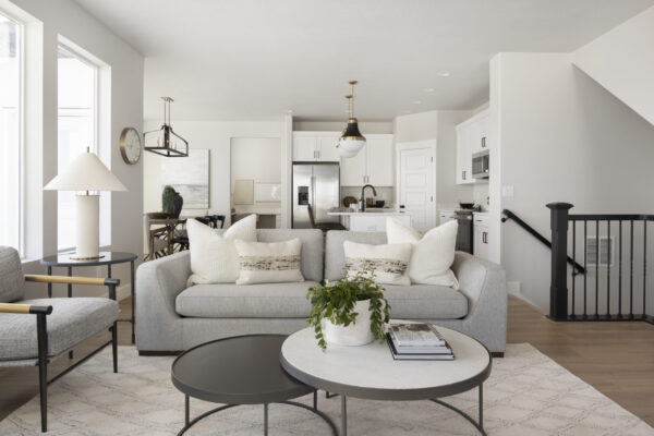 2601-03 Hidden Oaks Model Home in Herriman

Perry Homes