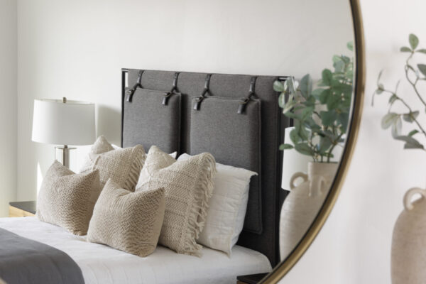 2601-03 Hidden Oaks Model Home in Herriman

Perry Homes