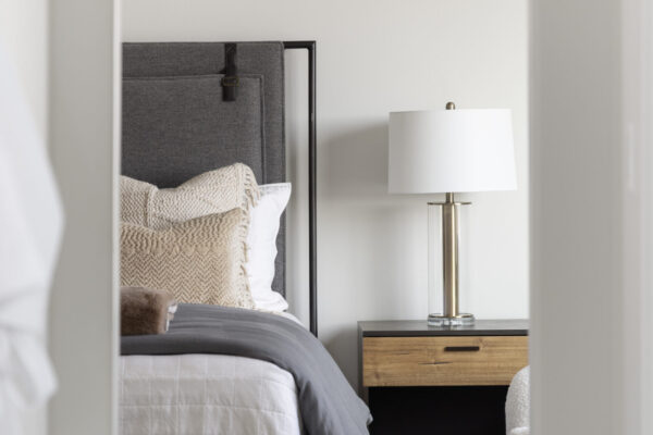 2601-03 Hidden Oaks Model Home in Herriman

Perry Homes